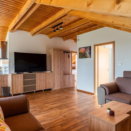 Bed&Breakfast Vinarija Coner Bjelovar Exterior photo